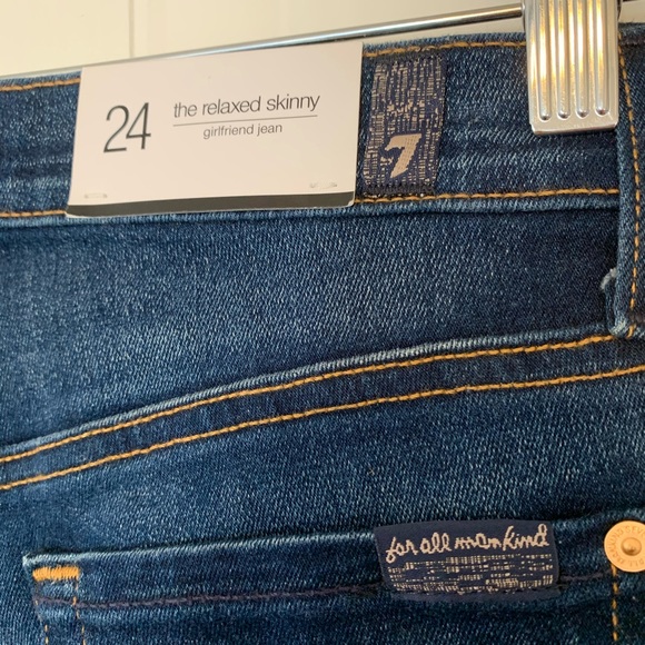 NWT! 7 For All Mankind relaxed skinny jean - Picture 5 of 16
